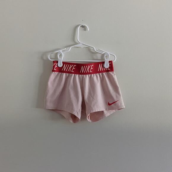 Nike Dri-FIT Trophy Training Shorts Sz XS/6-7 Light Pink Red - Picture 1 of 6